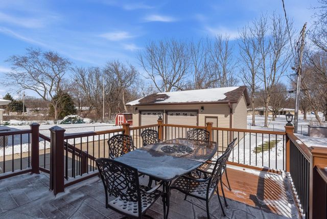 1608 Menomonee AVENUE, South Milwaukee, WI 53172