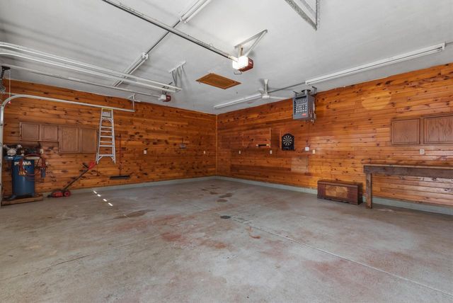 1608 Menomonee AVENUE, South Milwaukee, WI 53172