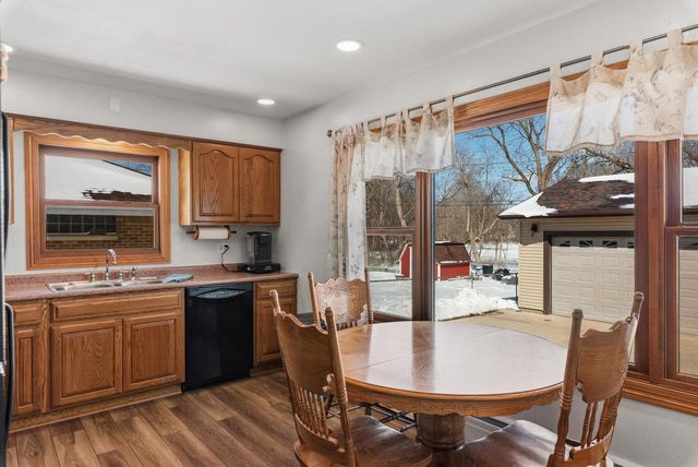 1608 Menomonee AVENUE, South Milwaukee, WI 53172