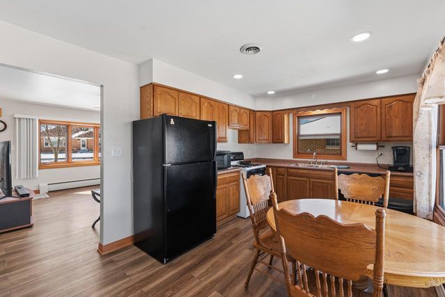 1608 Menomonee AVENUE, South Milwaukee, WI 53172