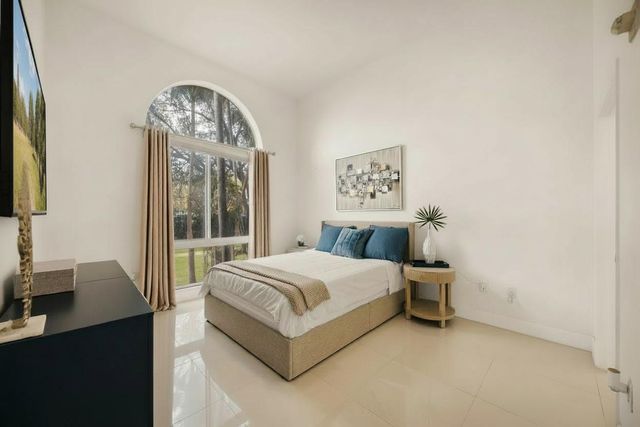 616 Clearwater Park Road 101, West Palm Beach, FL 33401