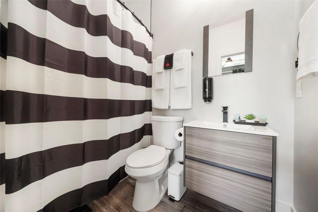 4703 Ward Street, Houston, TX 77021