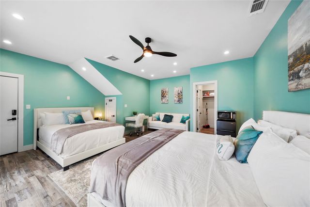 4703 Ward Street, Houston, TX 77021