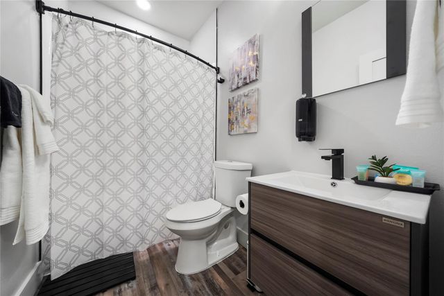 4703 Ward Street, Houston, TX 77021