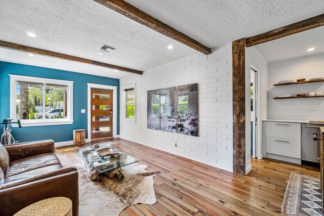 245 30th Street, West Palm Beach, FL 33407