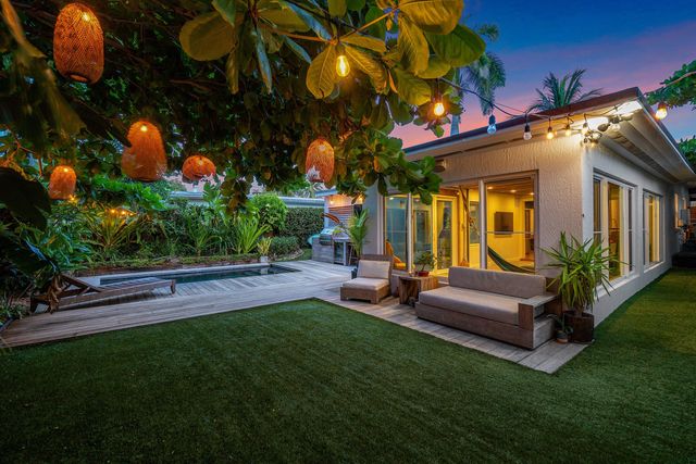 245 30th Street, West Palm Beach, FL 33407