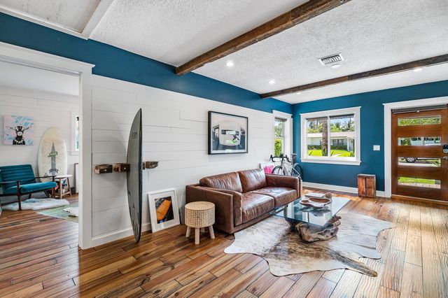 245 30th Street, West Palm Beach, FL 33407