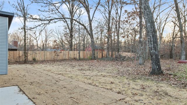 3 Stoneleigh Lane, Bella Vista, AR 72715