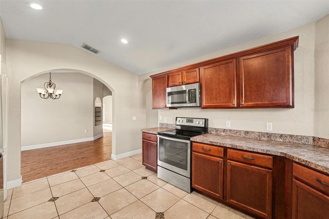 803 AUBURN PRESERVE BOULEVARD, Auburndale, FL 33823