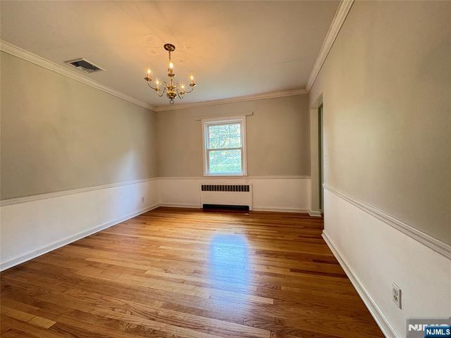 161 McKinley Place, Ridgewood, NJ 07450