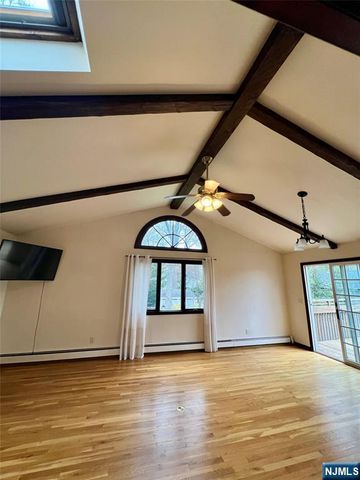 161 McKinley Place, Ridgewood, NJ 07450