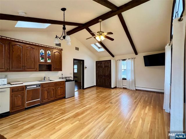 161 McKinley Place, Ridgewood, NJ 07450