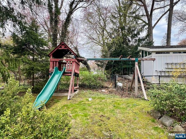 161 McKinley Place, Ridgewood, NJ 07450