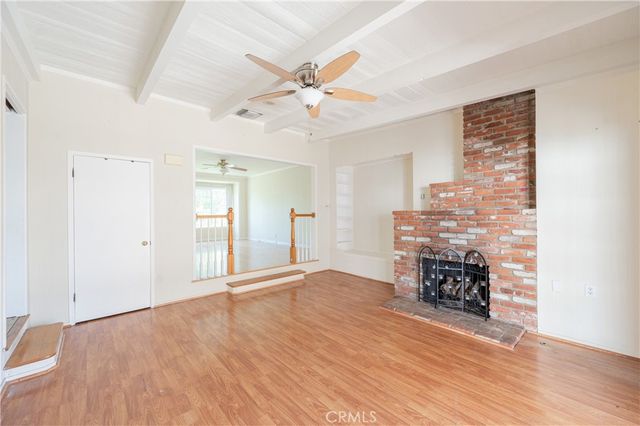 15439 Hart Street, Van Nuys, CA 91406
