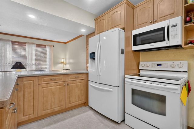 6361 Scott Street, Hollywood, FL 33024