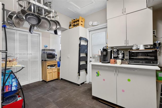 6361 Scott Street, Hollywood, FL 33024