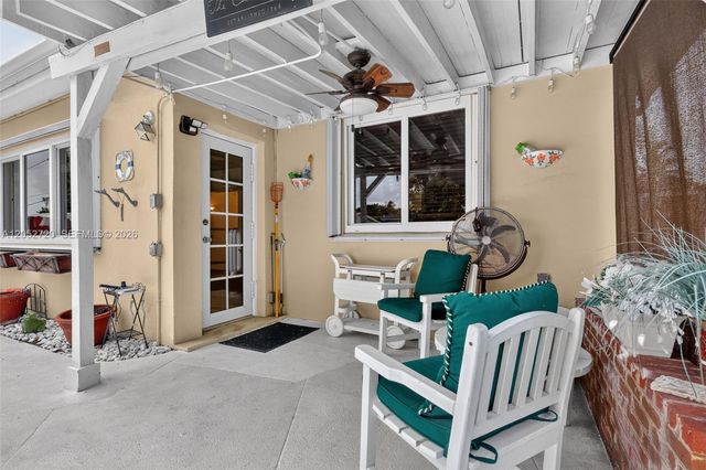 6361 Scott Street, Hollywood, FL 33024