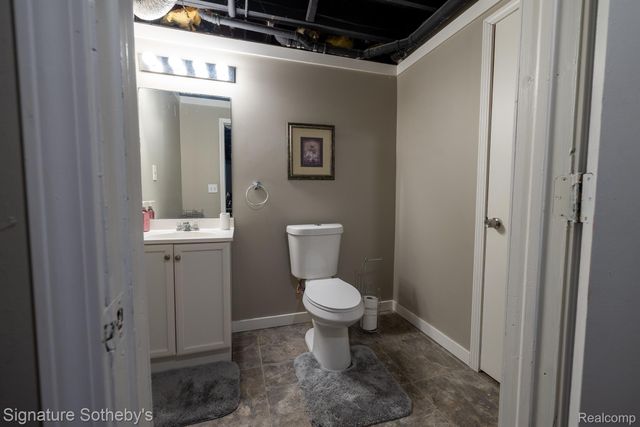 5154 E Highland Road, Howell, MI 48843