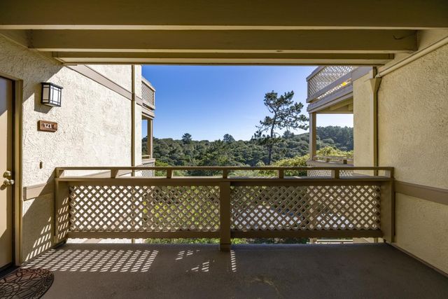 121 Quail Run Court, Del Rey Oaks, CA 93940