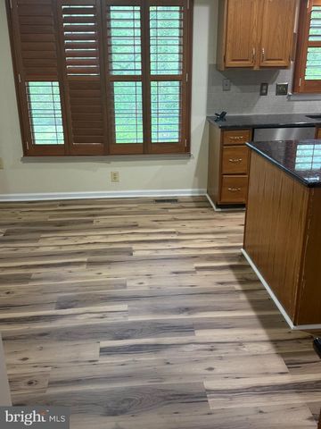 5404 LAKEVALE TER, Bowie, MD 20720