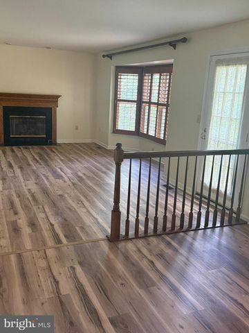 5404 LAKEVALE TER, Bowie, MD 20720