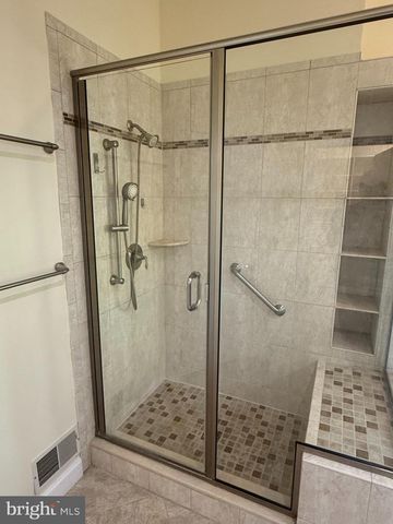 5404 LAKEVALE TER, Bowie, MD 20720