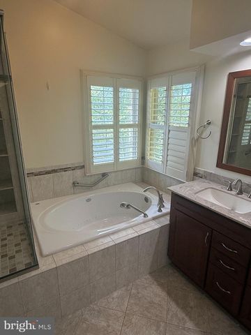 5404 LAKEVALE TER, Bowie, MD 20720