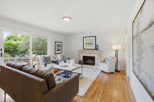 1131 Runnymead Drive, Los Altos, CA 94024