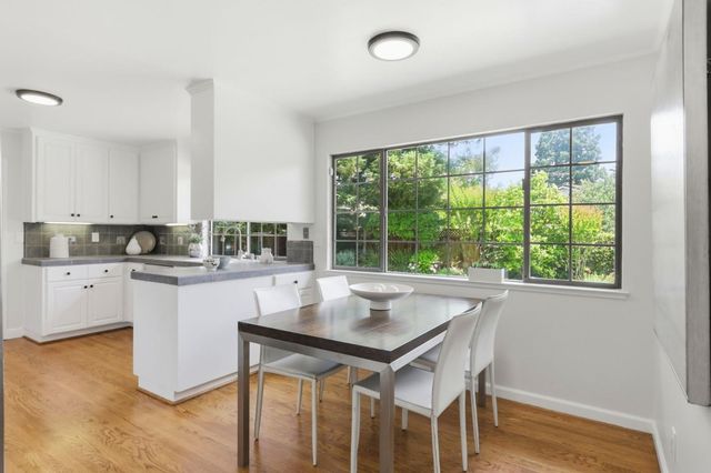 1131 Runnymead Drive, Los Altos, CA 94024