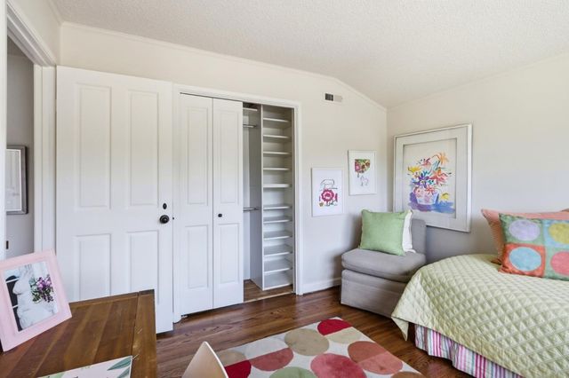 1131 Runnymead Drive, Los Altos, CA 94024