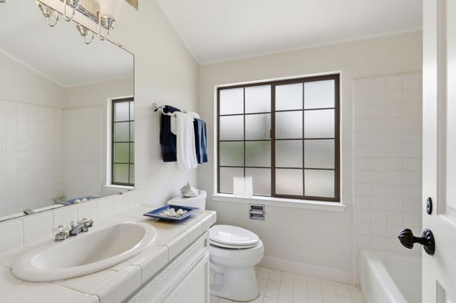1131 Runnymead Drive, Los Altos, CA 94024