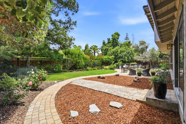 1131 Runnymead Drive, Los Altos, CA 94024