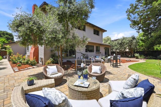 1131 Runnymead Drive, Los Altos, CA 94024