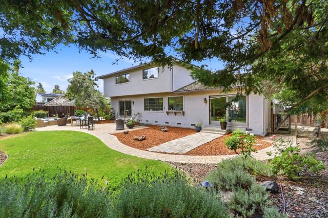 1131 Runnymead Drive, Los Altos, CA 94024