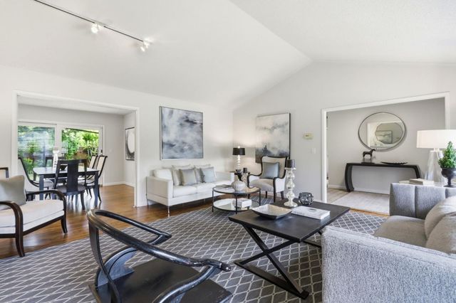 1131 Runnymead Drive, Los Altos, CA 94024