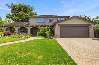 1131 Runnymead Drive, Los Altos, CA 94024