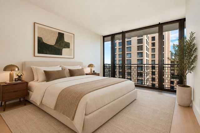 100 Vandam St Apt 15A, New York City, NY 10013