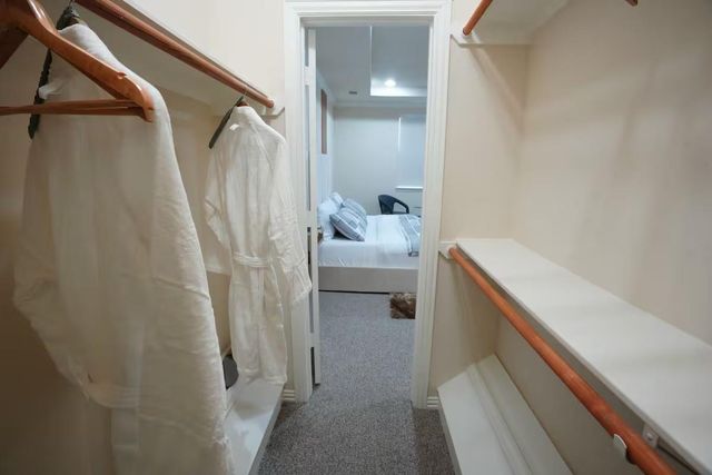 5625 Dolores Place Lane B, Houston, TX 77057