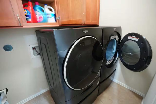 5625 Dolores Place Lane B, Houston, TX 77057