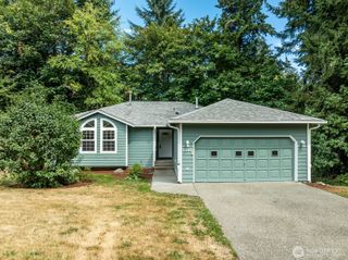 2343 Steamboat Loop E, Port Orchard, WA 98366