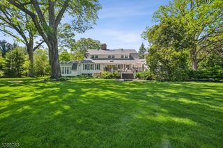 297 Summit Ave, Summit City, NJ 07901