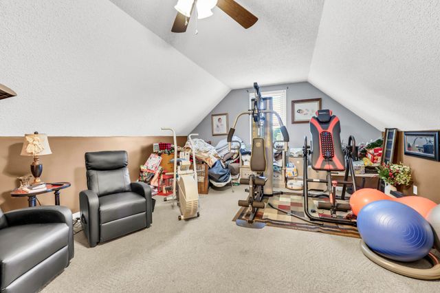 3656 Fieldstone Dr, Clarksville, TN 37040