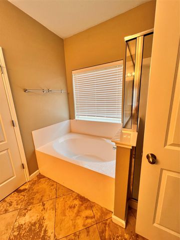 1511 Tonia LOOP, Round Rock, TX 78665