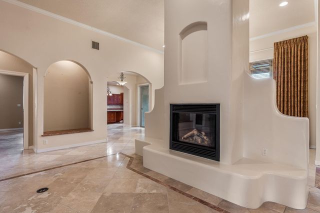 508 Laguna Seca Lane NW, Albuquerque, NM 87104