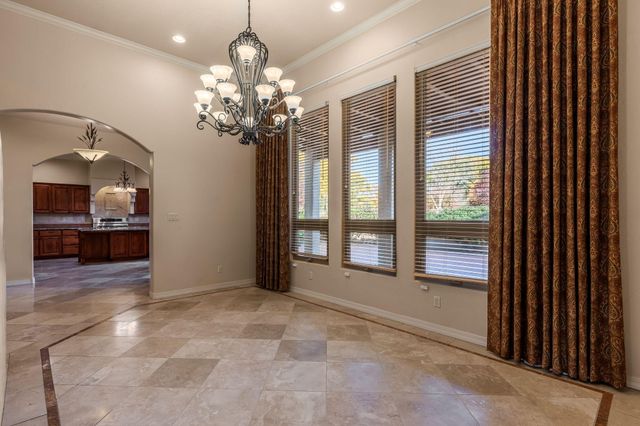 508 Laguna Seca Lane NW, Albuquerque, NM 87104