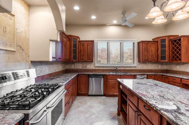 508 Laguna Seca Lane NW, Albuquerque, NM 87104