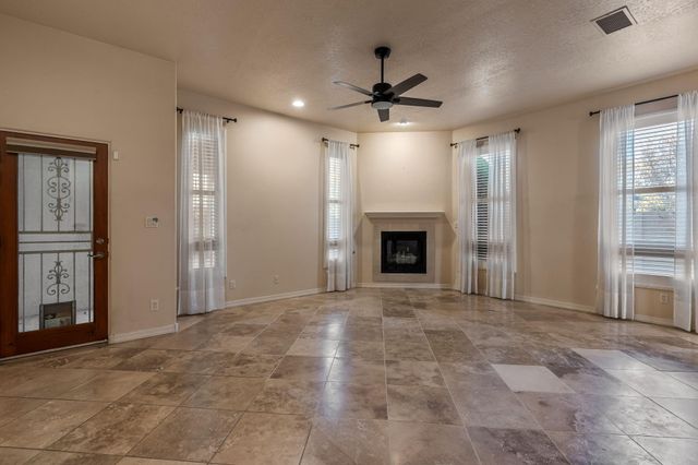 508 Laguna Seca Lane NW, Albuquerque, NM 87104