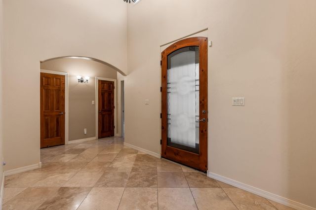 508 Laguna Seca Lane NW, Albuquerque, NM 87104