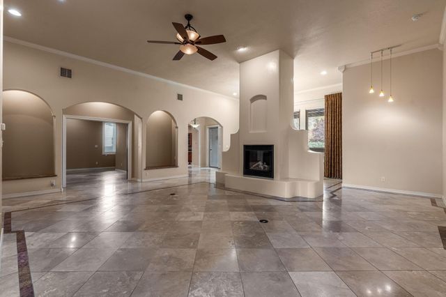 508 Laguna Seca Lane NW, Albuquerque, NM 87104