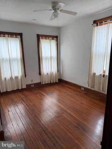 1018 WAWASET ST, Wilmington, DE 19806